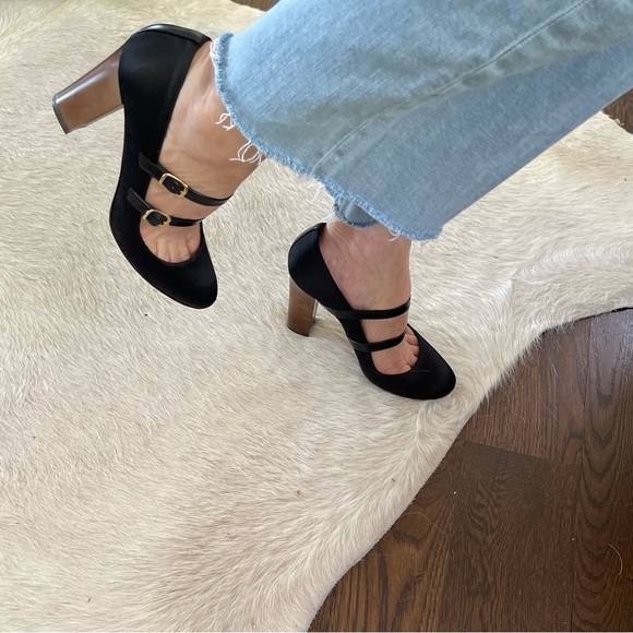Bettye Muller black satin Mary-Jane heels, Size 36.5 - Picture 3 of 11